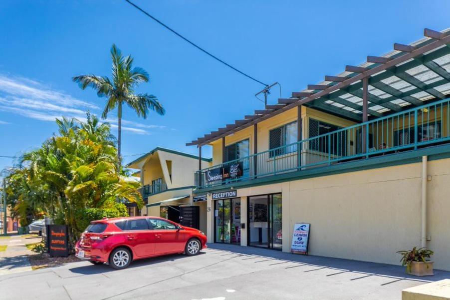 Sleeping Inn Backpackers Resort Gold Coast Bagian luar foto